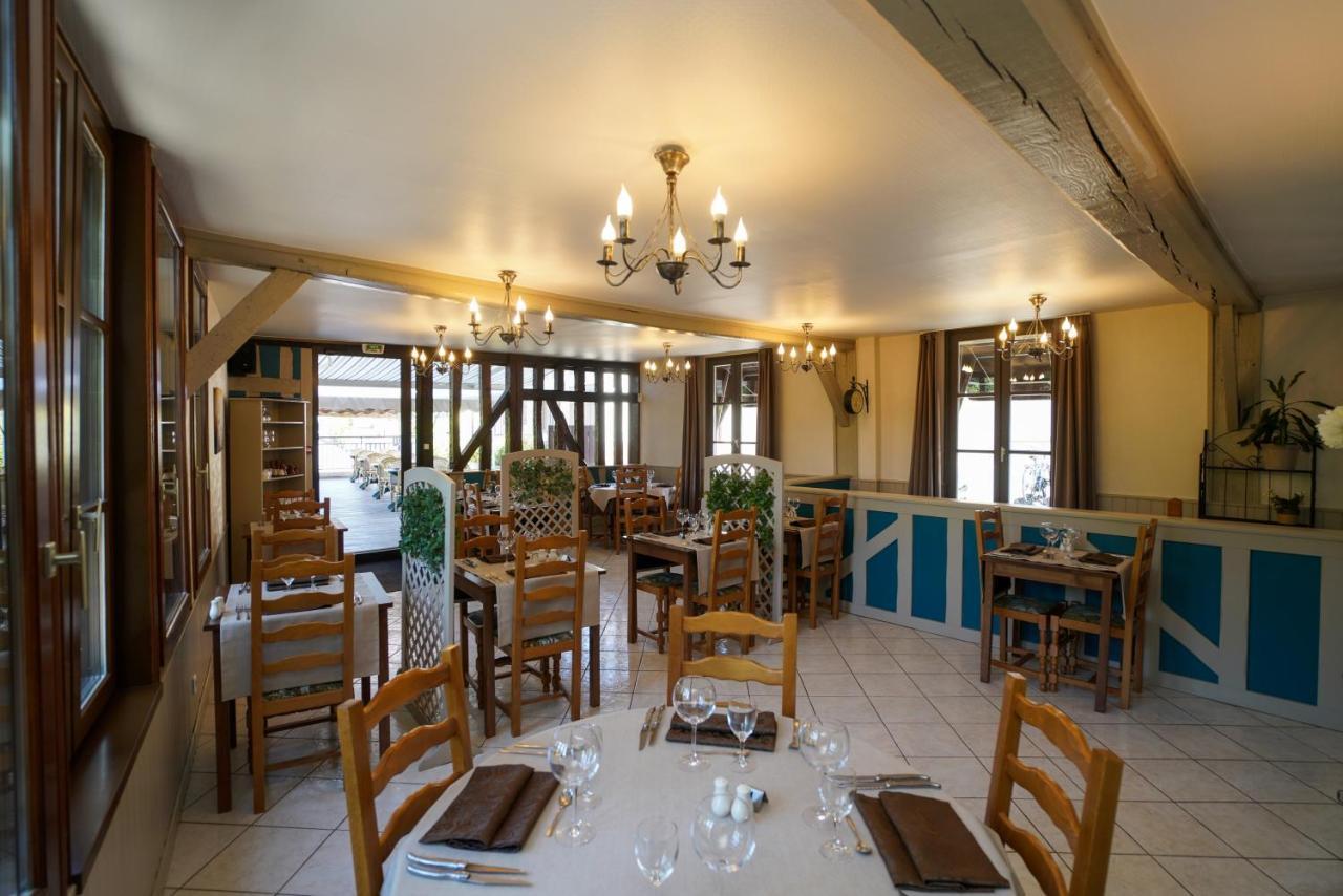 ホテル Le Saint Hubert Arcis-sur-Aube エクステリア 写真